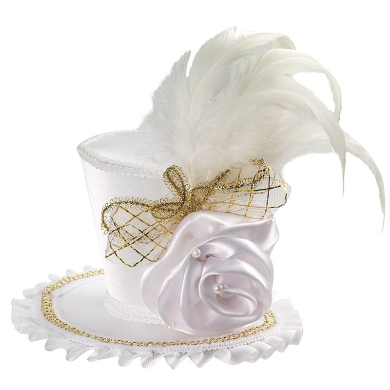 Elegant mini top hat with satin flower