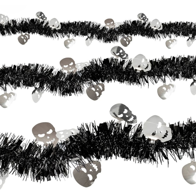 Skull garland made of tinsel 3m