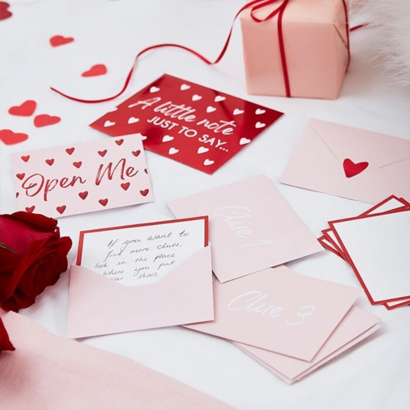 Valentines Treasure Hunt Game – 10 Pack