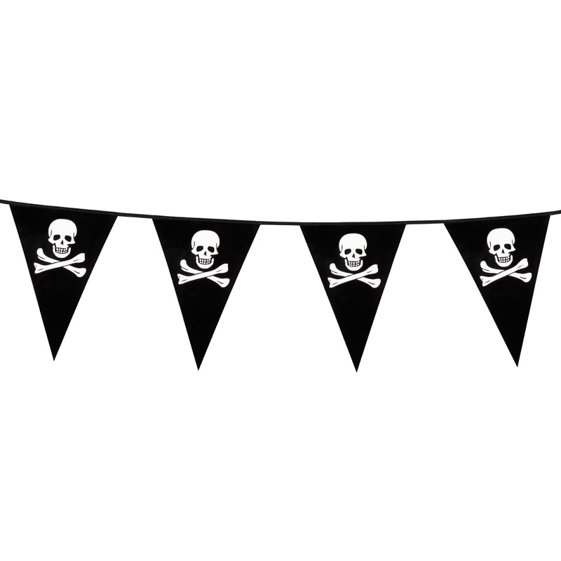 Pirate party skull pennant chain 6m